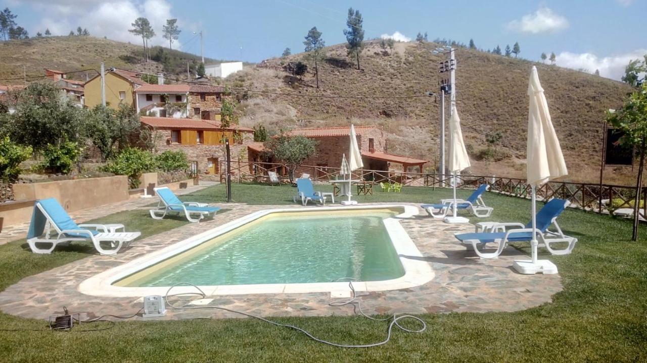 Villa Refugio Do Raposo/Casa Altair Montes da Senhora Exterior foto